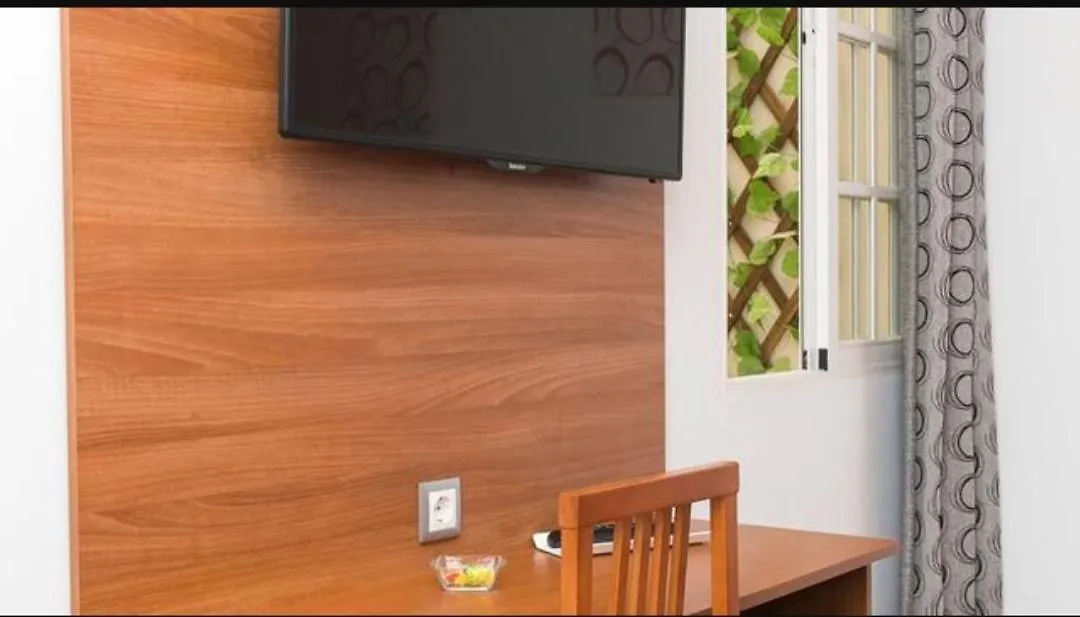 Hotel Hostal San Francisco Cadiz Spain